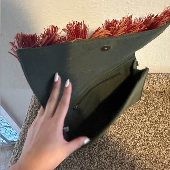 Handmade olive green/red/brown crossbody bag - Picture 2 of 3